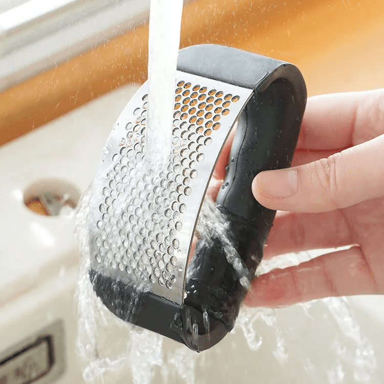 🧄 כותש שום מנירוסטה – טעם חזק, בלי התעסקות מיותרת - NexoShop